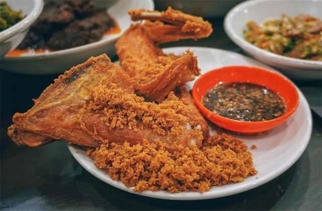 Detail Gambar Ayam Goreng Kremes Nomer 3