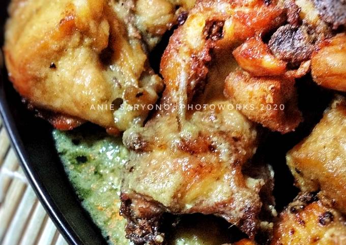 Detail Gambar Ayam Goreng Lalapan Nomer 50