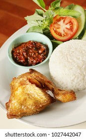 Gambar Ayam Goreng Nasi - KibrisPDR