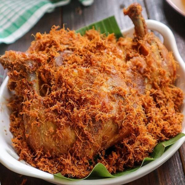 Detail Gambar Ayam Goreng Serundeng Nomer 24