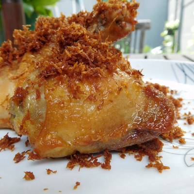 Detail Gambar Ayam Goreng Serundeng Nomer 9