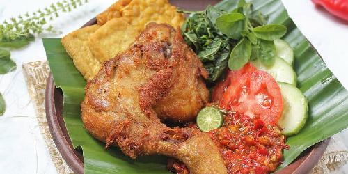 Detail Gambar Ayam Lalapan Nomer 30