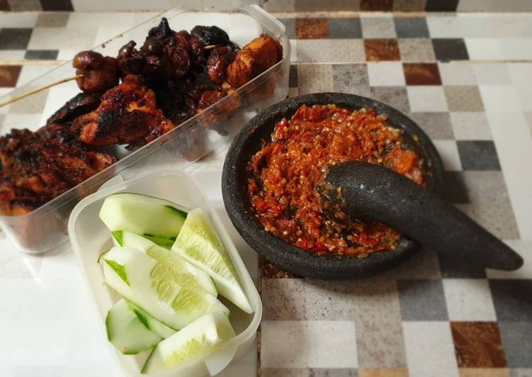 Detail Gambar Ayam Panggang Sayur Kol Nomer 42