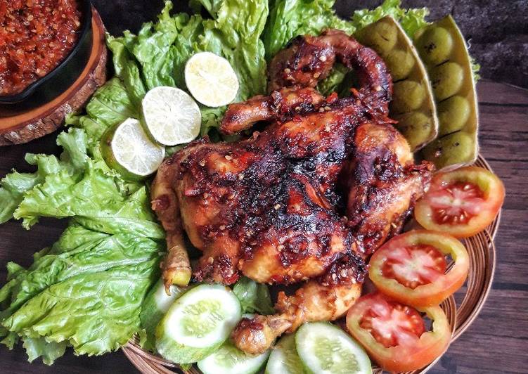 Detail Gambar Ayam Panggang Sayur Seledri Nomer 7