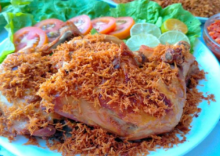 Detail Gambar Ayam Serundeng Nomer 35