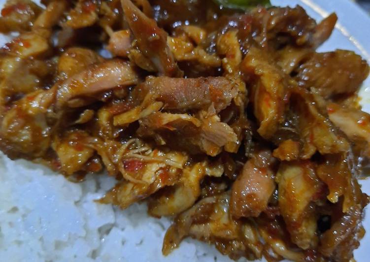 Detail Gambar Ayam Suwir Pedas Nomer 25