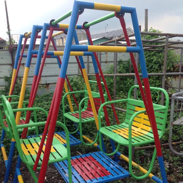 Detail Gambar Ayunan Tk Nomer 46