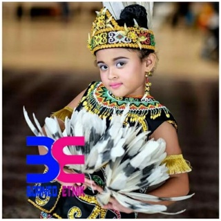 Detail Gambar Baju Adat Dayak Anak Perempuan Nomer 53