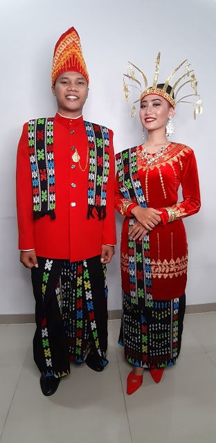 Detail Gambar Baju Adat Ntt Nomer 30