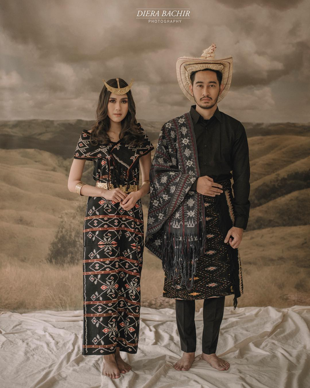 Detail Gambar Baju Adat Nusa Tenggara Timur Nomer 10