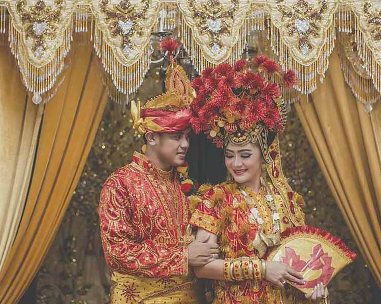 Detail Gambar Baju Adat Sulawesi Utara Nomer 16