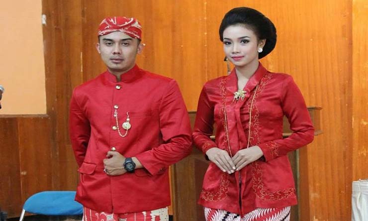 Detail Gambar Baju Adat Sunda Nomer 37