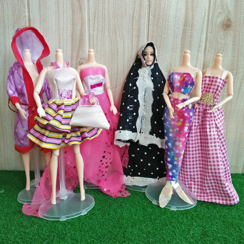 Detail Gambar Baju Barbie Nomer 11