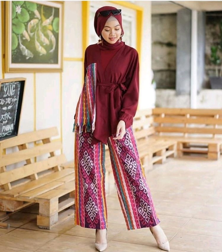 Gambar Baju Batik Setelan Kombinasi - KibrisPDR