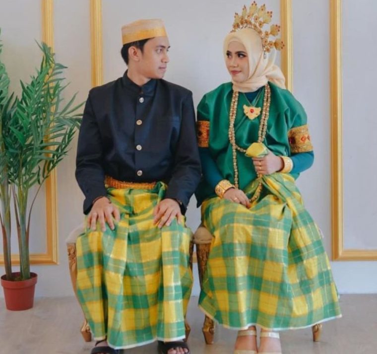 Detail Gambar Baju Bodo Sulawesi Selatan Nomer 13