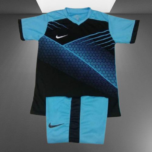 Detail Gambar Baju Bola Nomer 20