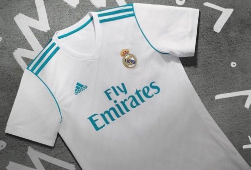 Detail Gambar Baju Bola Real Madrid Nomer 15