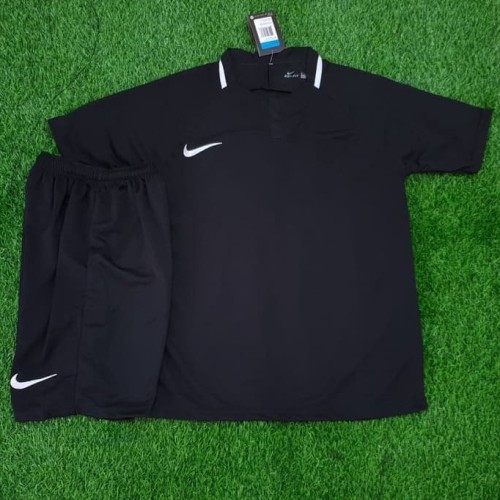 Detail Gambar Baju Futsal Nike Nomer 2
