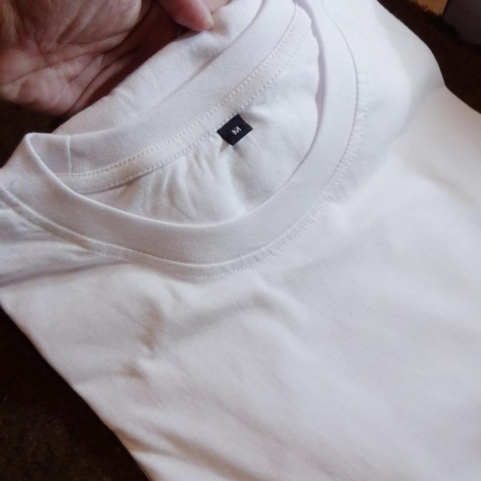 Detail Gambar Baju Kaos Putih Nomer 29