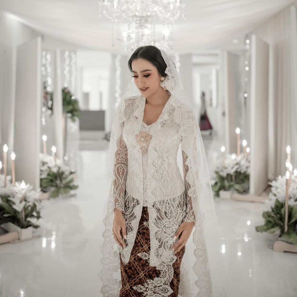 Detail Gambar Baju Kebaya Nomer 43