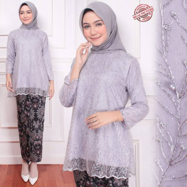 Detail Gambar Baju Kebaya Brokat Nomer 39