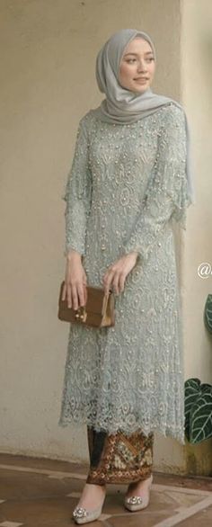 Detail Gambar Baju Kebaya Brokat Muslim Nomer 5