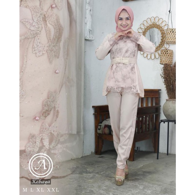 Detail Gambar Baju Kebaya Celana Nomer 17