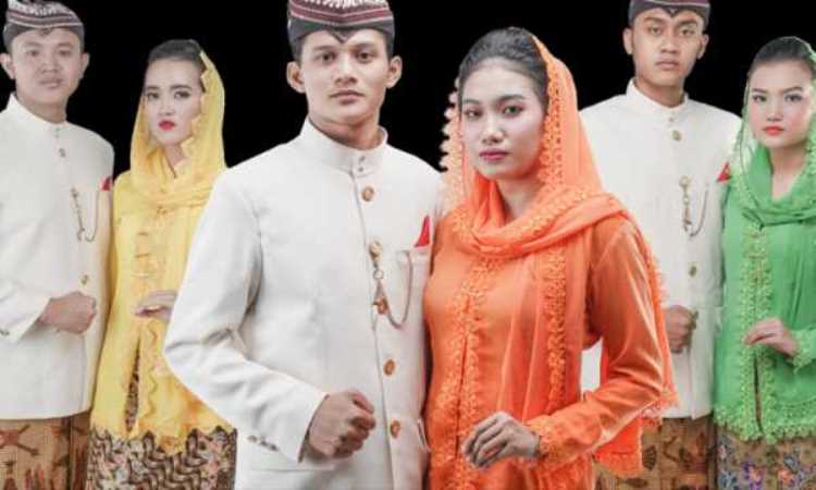 Detail Gambar Baju Kebaya Jawa Timur Nomer 6