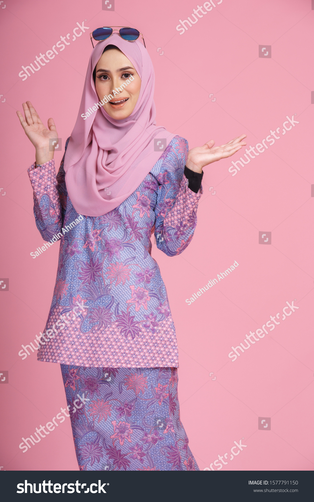 Detail Gambar Baju Kurung Nomer 14