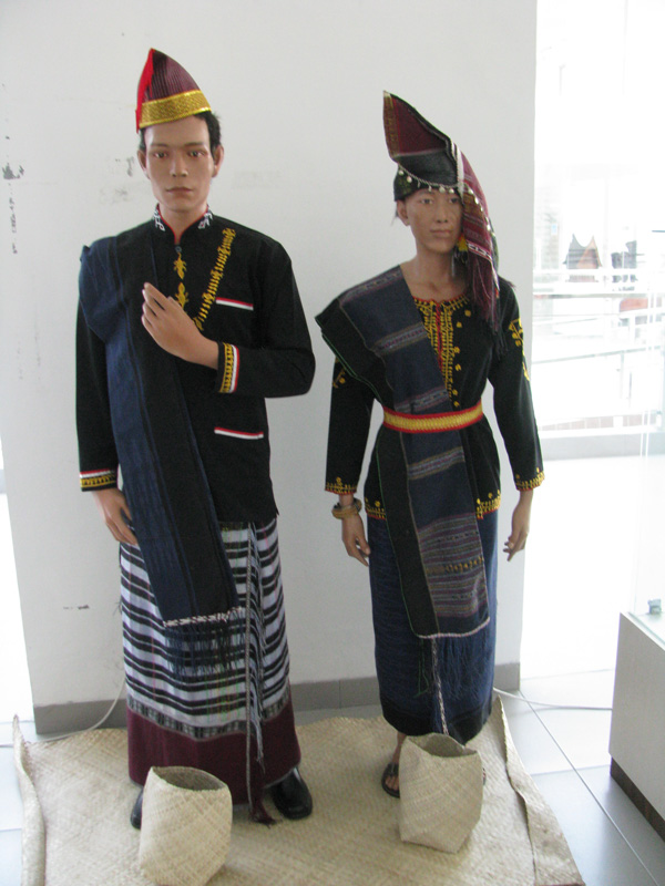 Detail Gambar Baju Pakpak Pernikahan Nomer 5