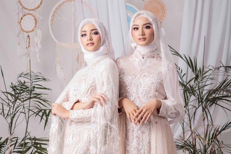 Detail Gambar Baju Penganten Nomer 47