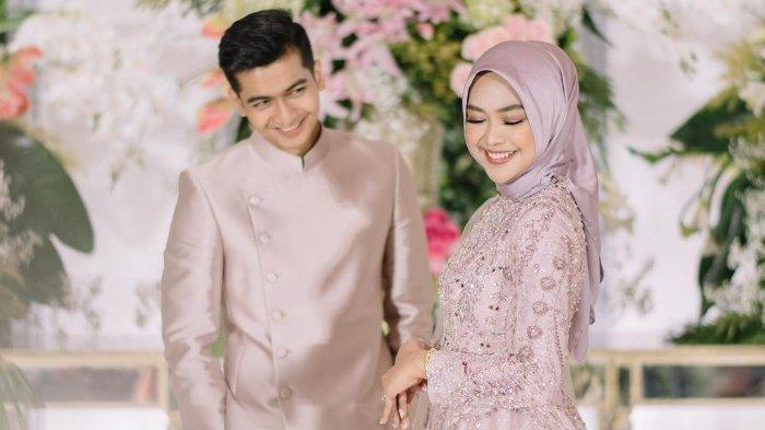 Detail Gambar Baju Pengantin Nomer 28