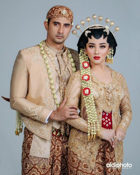 Detail Gambar Baju Pengantin Jawa Nomer 53