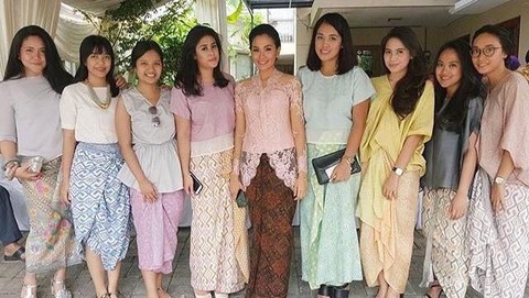 Detail Gambar Baju Pesta Pernikahan Nomer 39