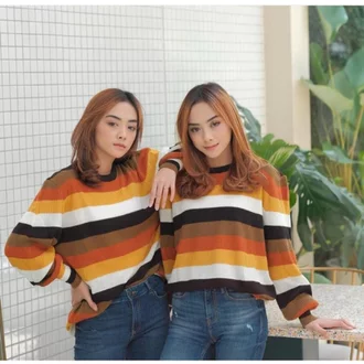 Detail Gambar Baju Rajut Pelangi Nomer 19