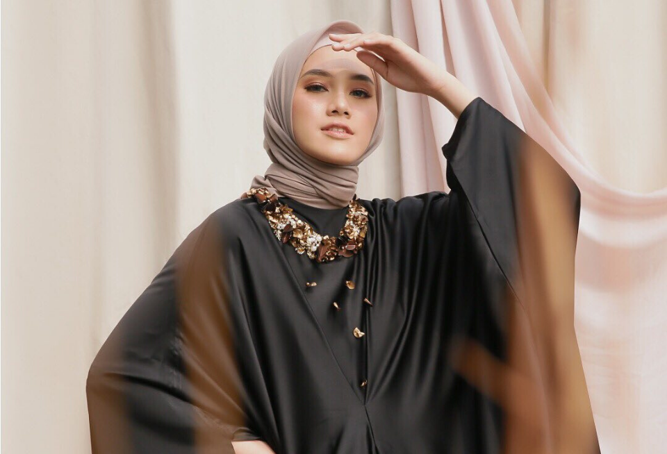 Detail Gambar Baju Warna Hitam Nomer 50