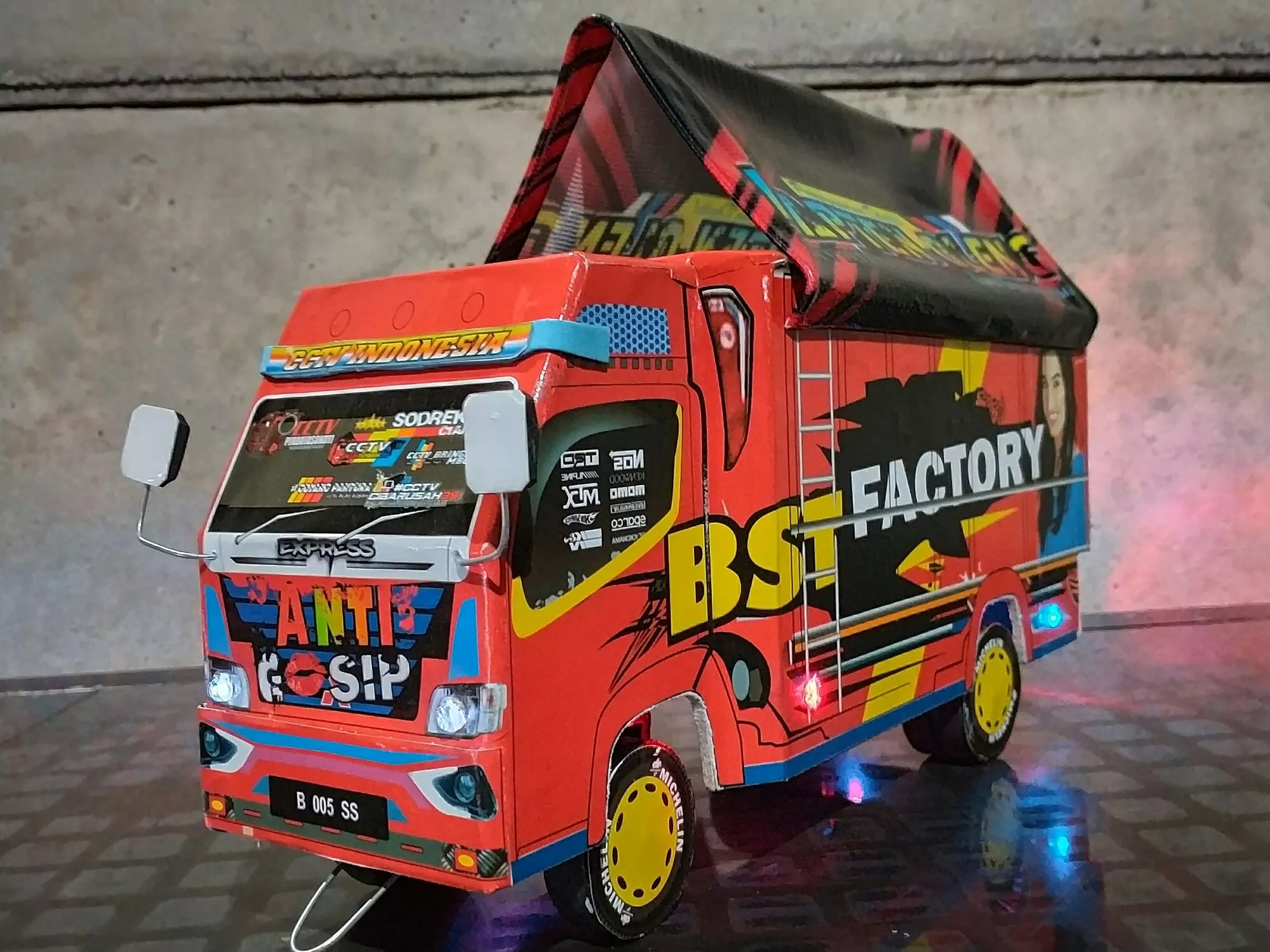 Detail Gambar Bak Truk Miniatur Nomer 57