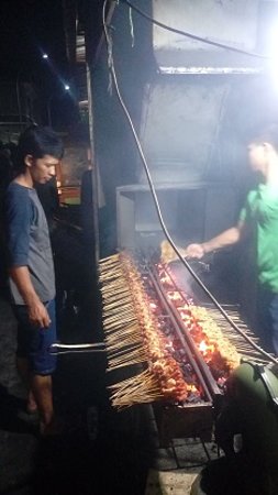 Detail Gambar Bakar Sate Nomer 35