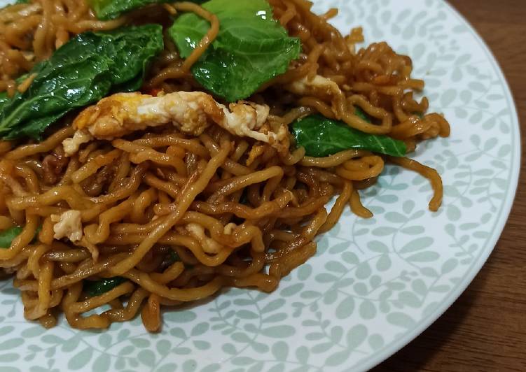 Detail Gambar Bakmi Goreng Nomer 49