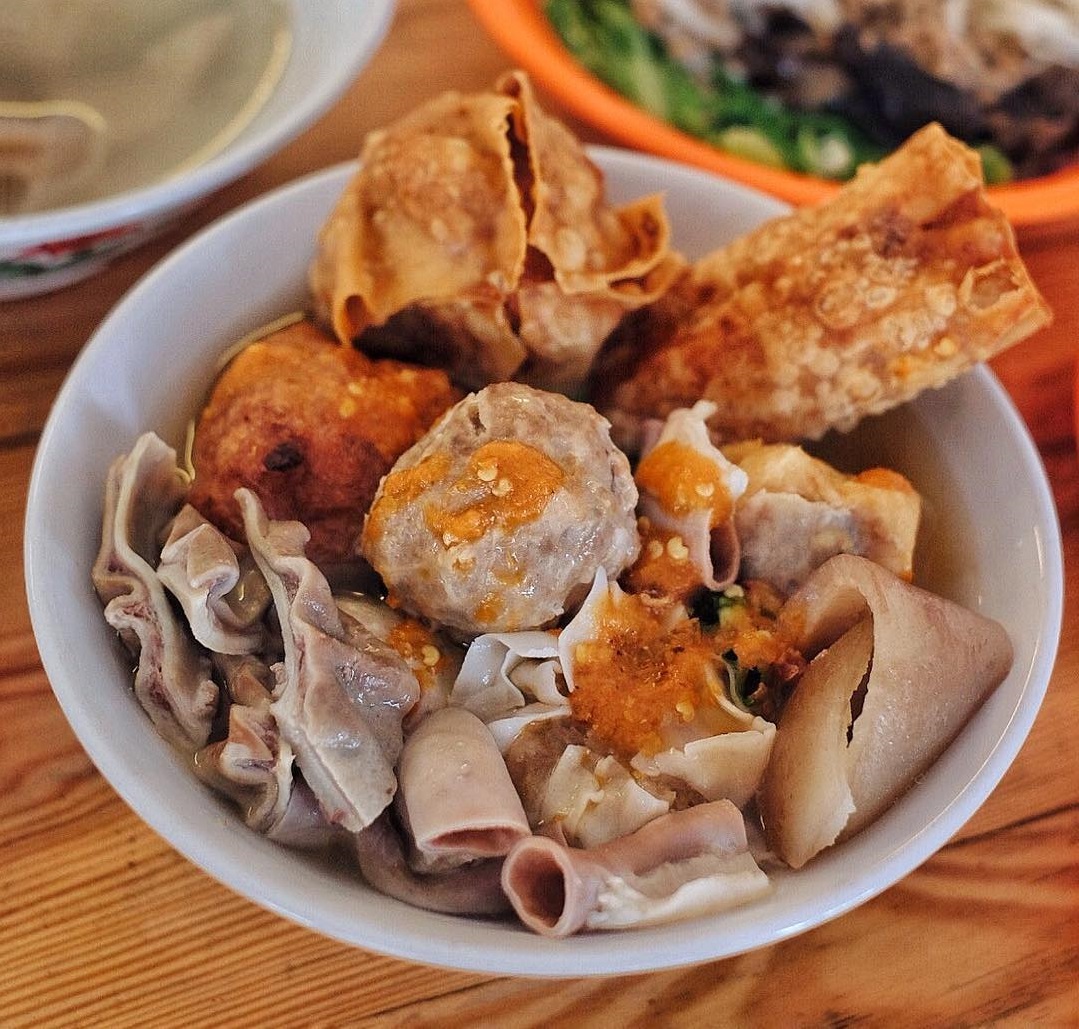 Detail Gambar Bakso Malang Nomer 29