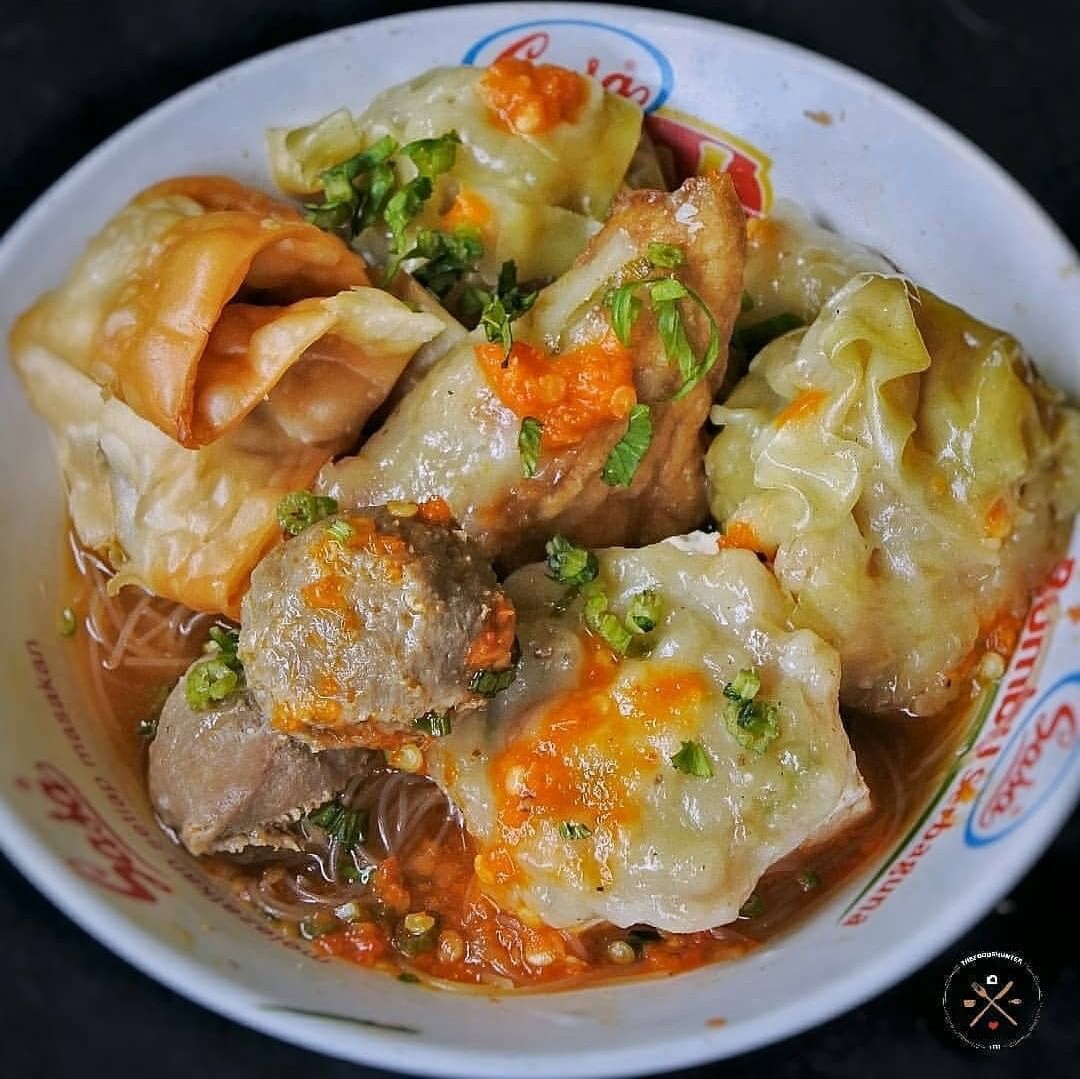 Detail Gambar Bakso Malang Komplit Nomer 17