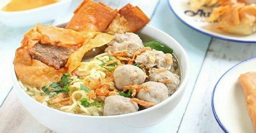 Detail Gambar Bakso Malang Komplit Nomer 9