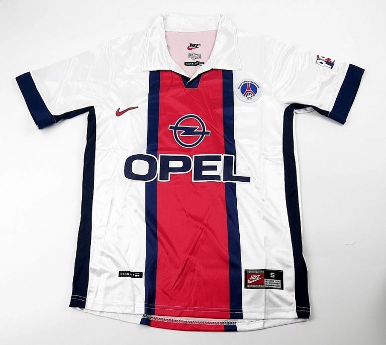 Detail Ronaldinho Paris Saint Germain Jersey Nomer 8