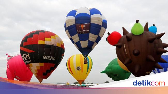 Detail Gambar Balon Dengan Lima Warna Nomer 17