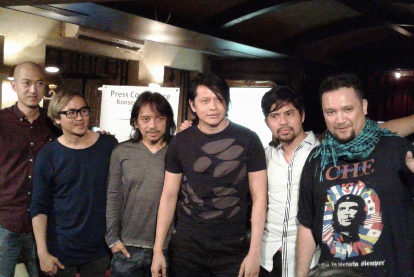 Detail Gambar Band Gigi Nomer 13