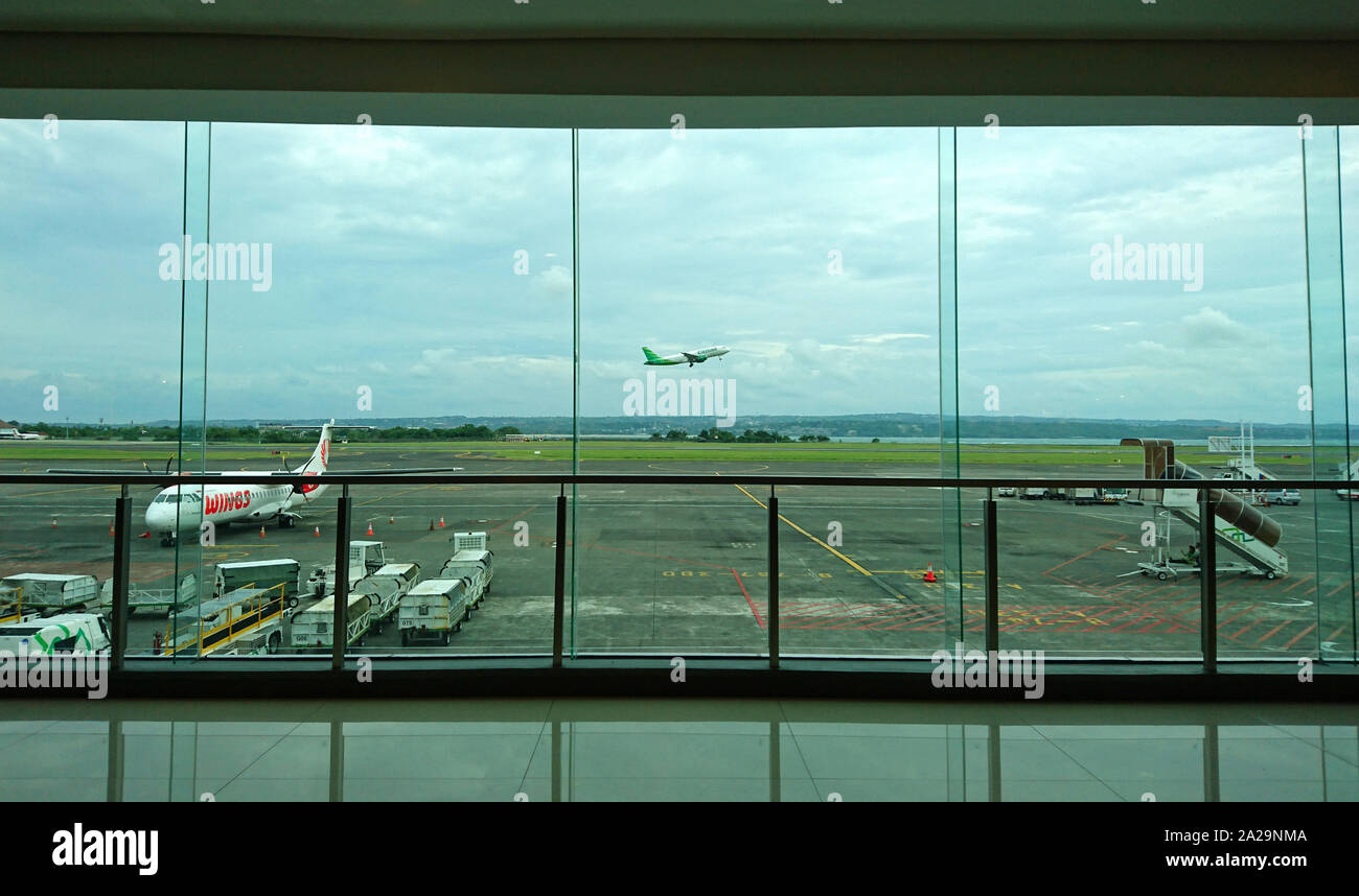 Detail Gambar Bandara Ngurah Rai Nomer 52