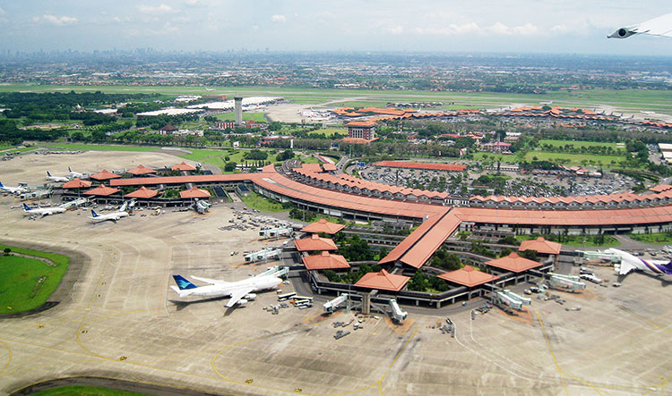 Detail Gambar Bandara Soekarno Hatta Nomer 45