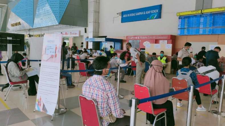 Detail Gambar Bandara Sultan Hasanuddin Nomer 43