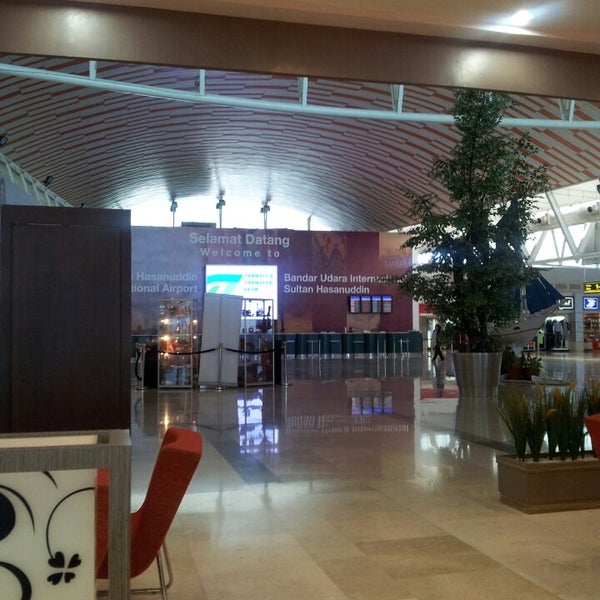 Detail Gambar Bandara Sultan Hasanuddin Nomer 58
