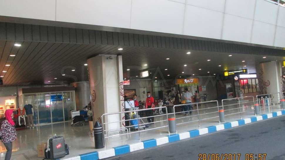 Detail Gambar Bandara Surabaya Nomer 4